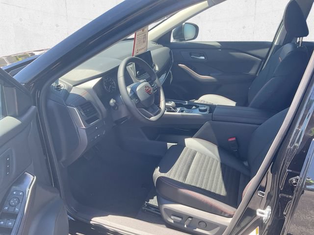 New 2026 Nissan Rogue SV w/ Rock Creek Premium Package AWD/4WD image 11