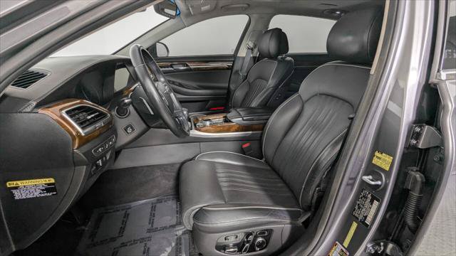 Used 2017 Genesis G90 5.0 Ultimate RWD image 14