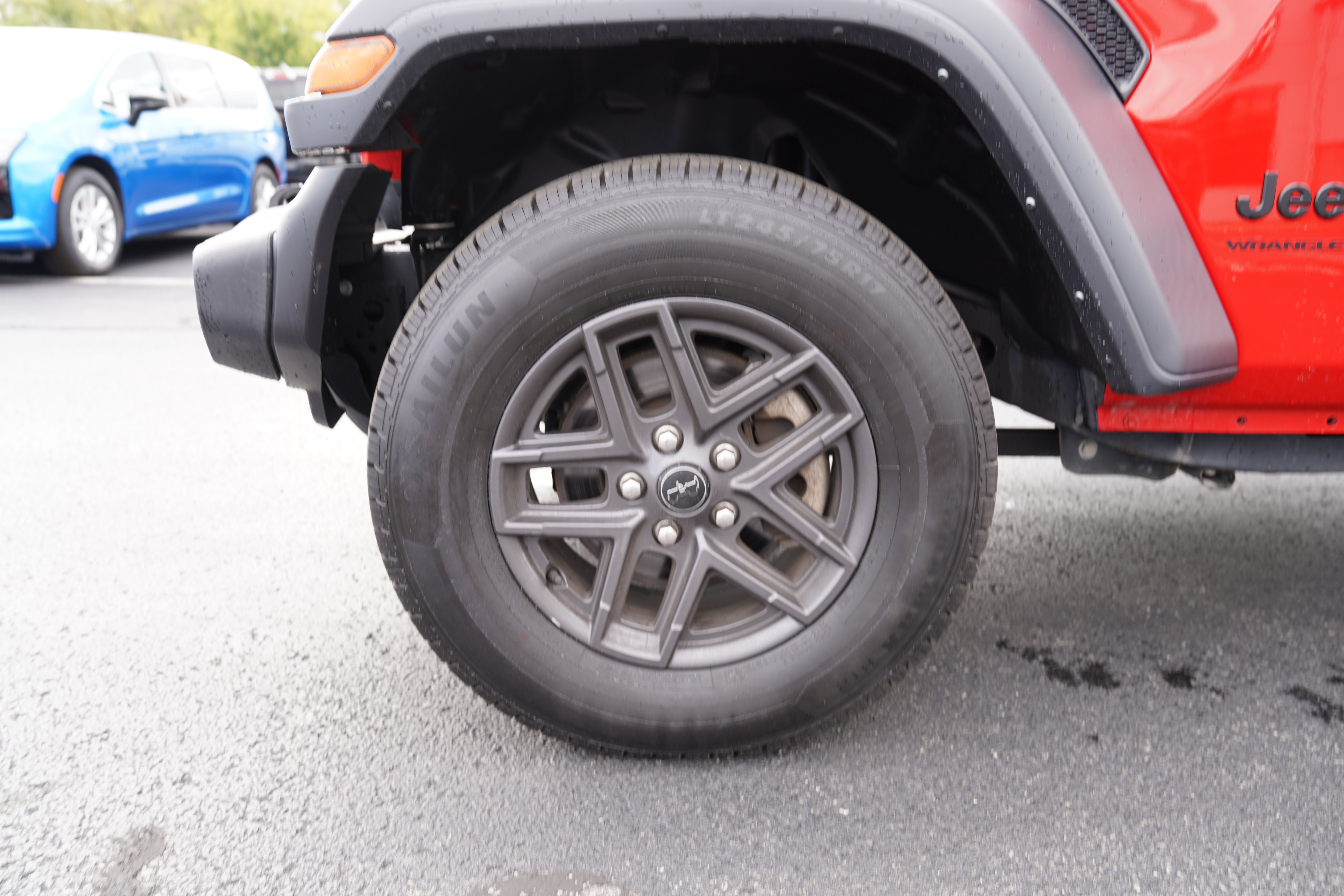 Used 2024 Jeep Wrangler Unlimited Sport AWD/4WD image 14