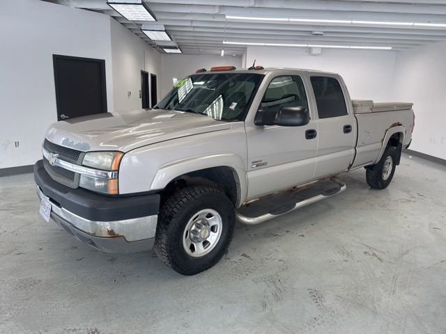 Used 2005 Chevrolet Silverado 3500 LT w/ Heavy-Duty Power Package image 4