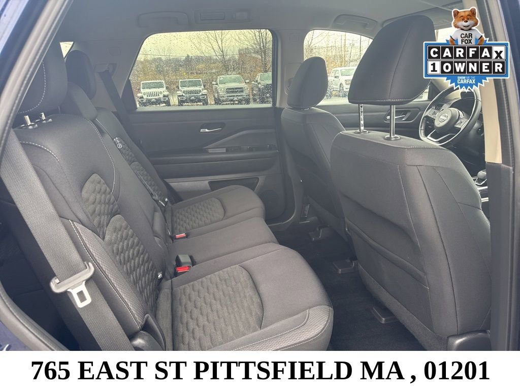 Used 2022 Nissan Pathfinder SV image 19