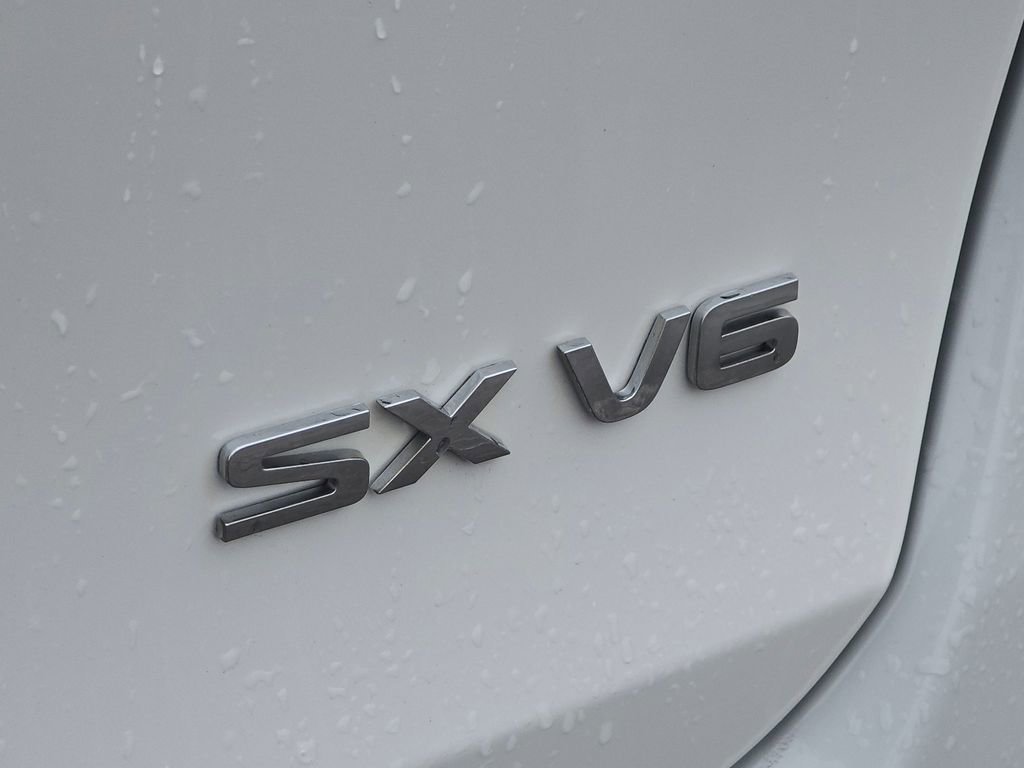 Used 2018 Kia Sorento SX image 16