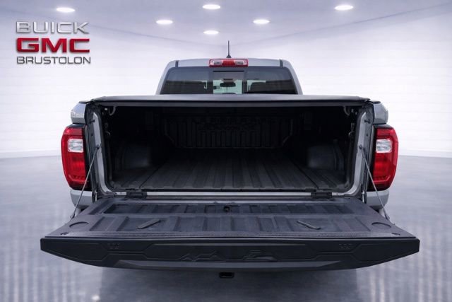Used 2023 GMC Canyon AT4X image 8