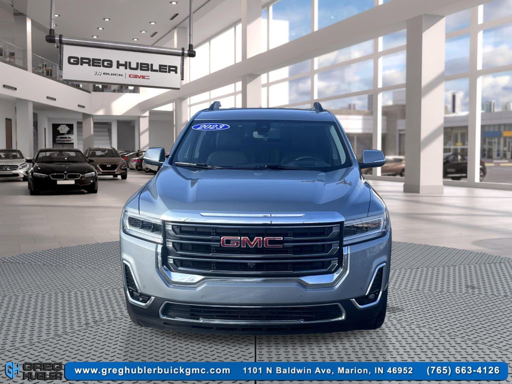 Used 2023 GMC Acadia SLT w/ Technology Package image 2