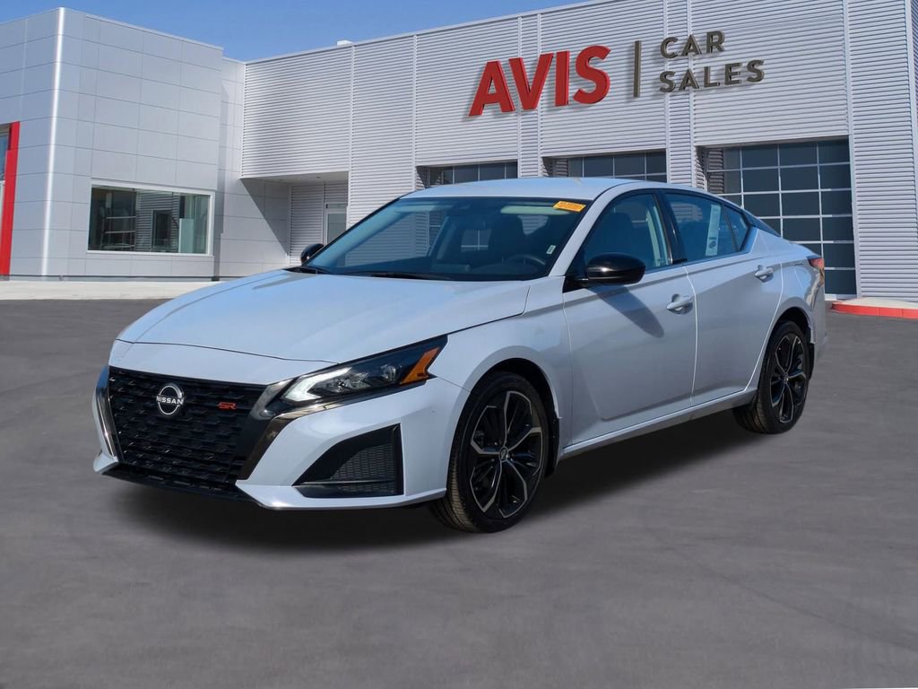 Used 2025 Nissan Altima 2.5 SR