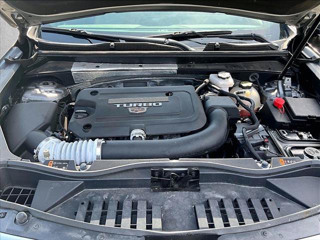 Certified 2024 Cadillac XT4 Luxury w/ Cold Weather Package FWD image 11