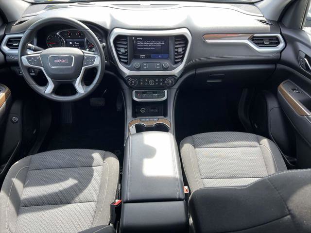 Used 2023 GMC Acadia SLE w/ Driver Convenience Package image 13