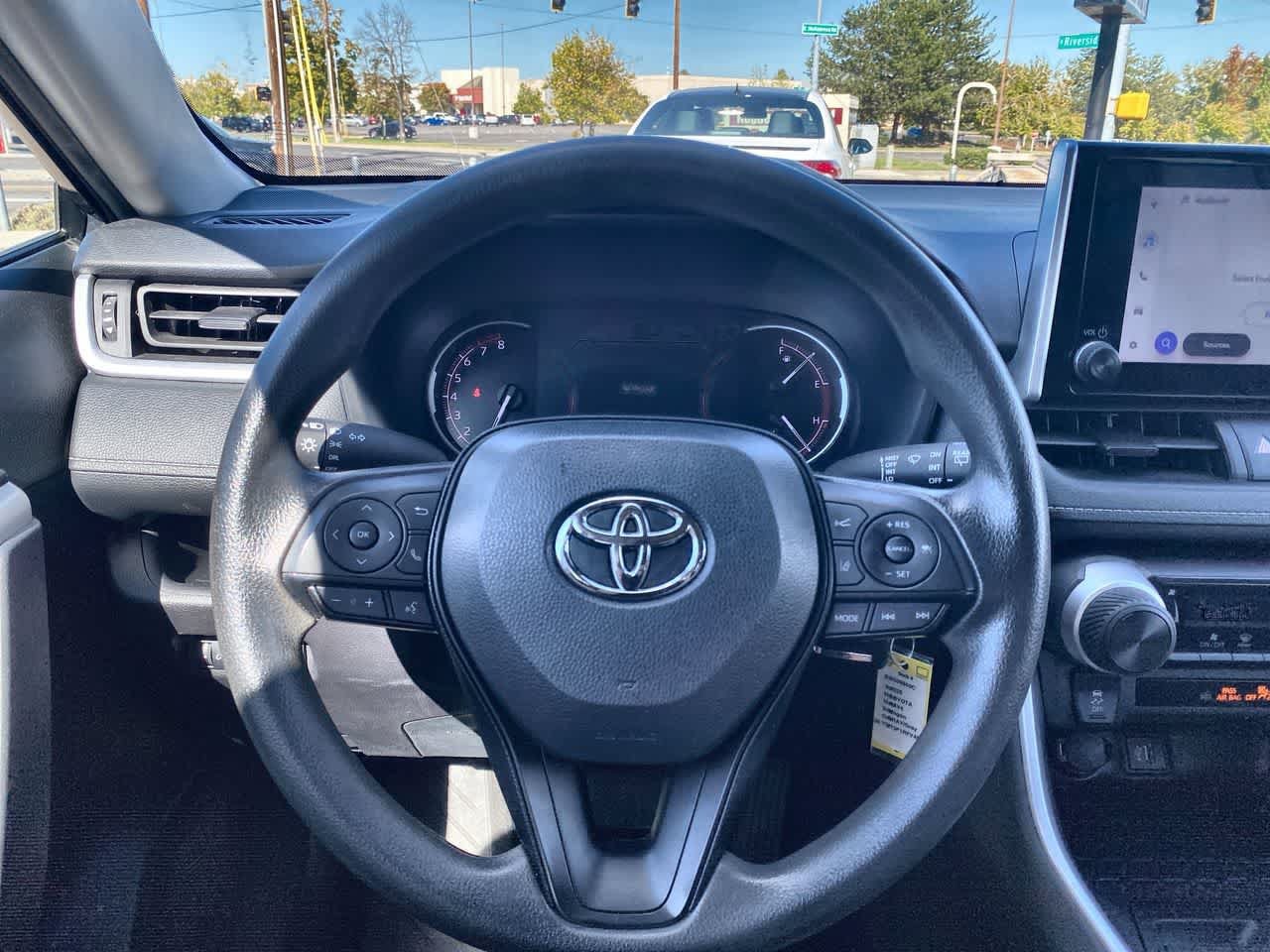 Certified 2025 Toyota RAV4 LE AWD/4WD image 14