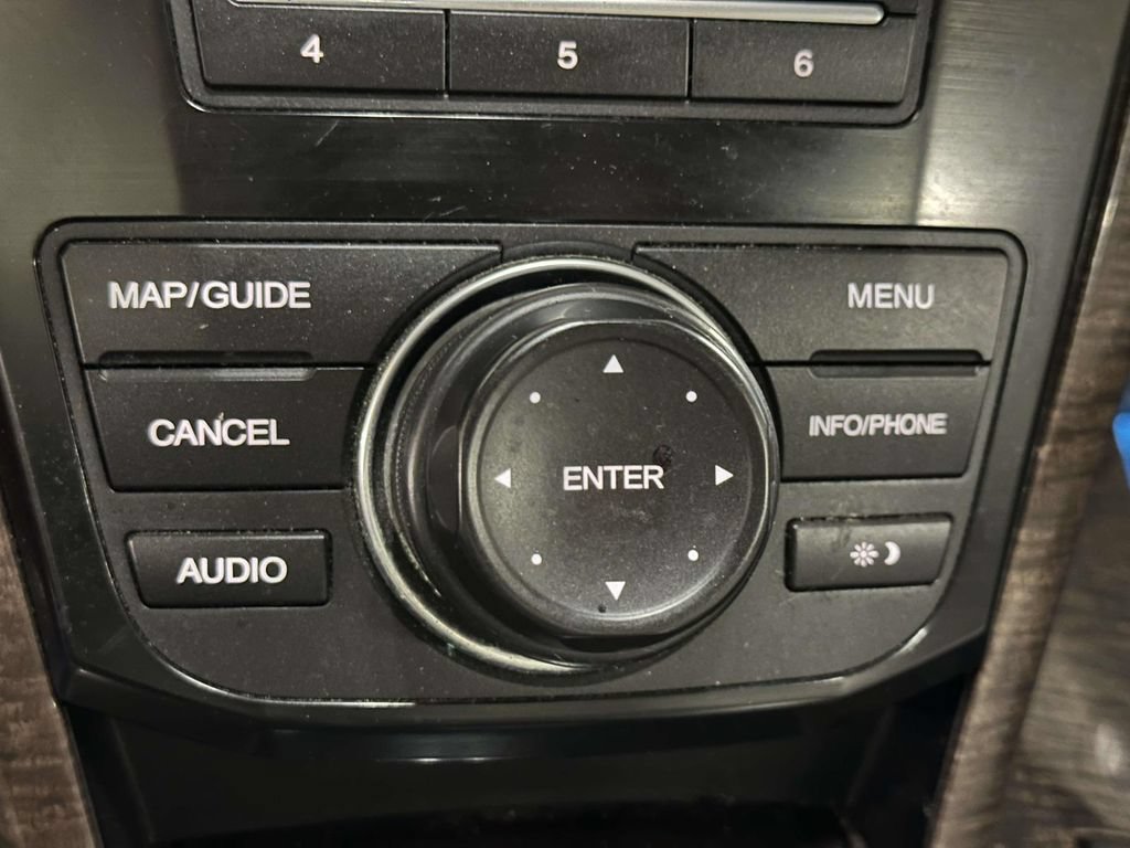Used 2012 Acura MDX w/ Technology Package AWD/4WD image 30