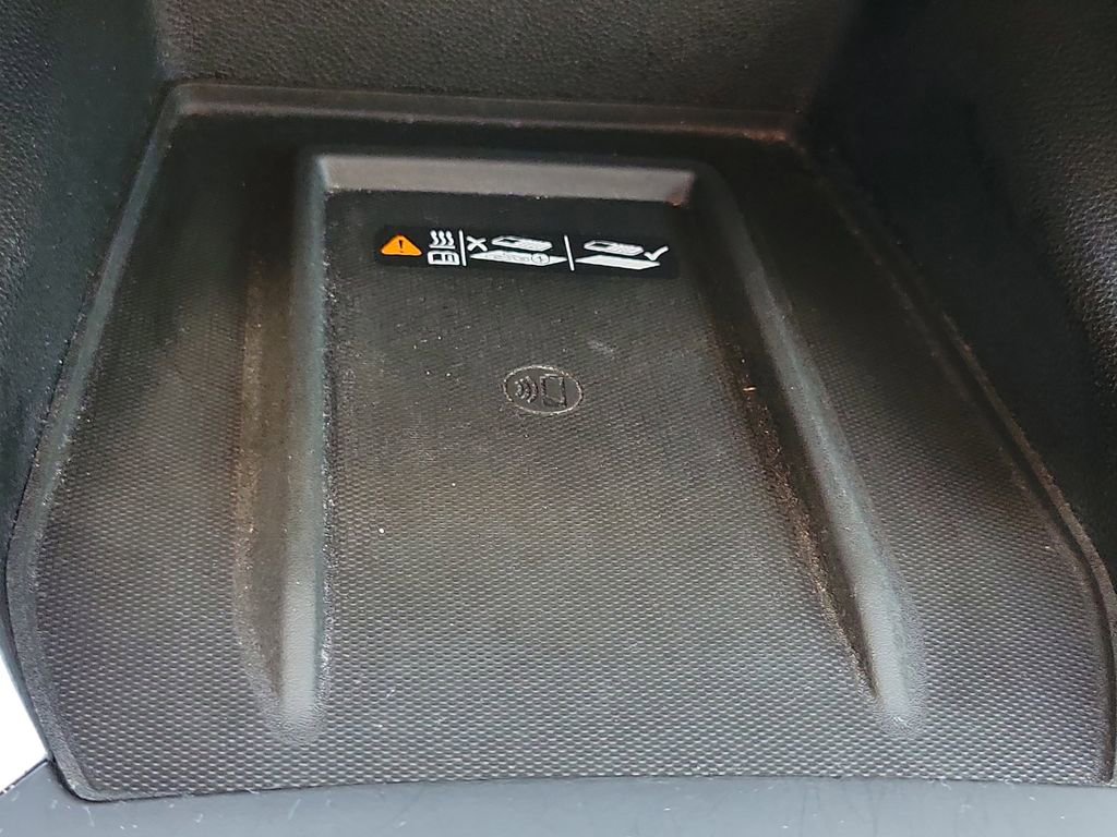 Used 2018 Chevrolet Traverse Premier w/ Driver Confidence II Package image 29