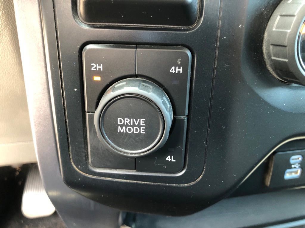 Used 2023 Ford F150 XLT image 25