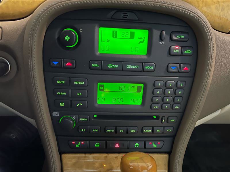 Used 2006 Jaguar S-TYPE 3.0 image 19