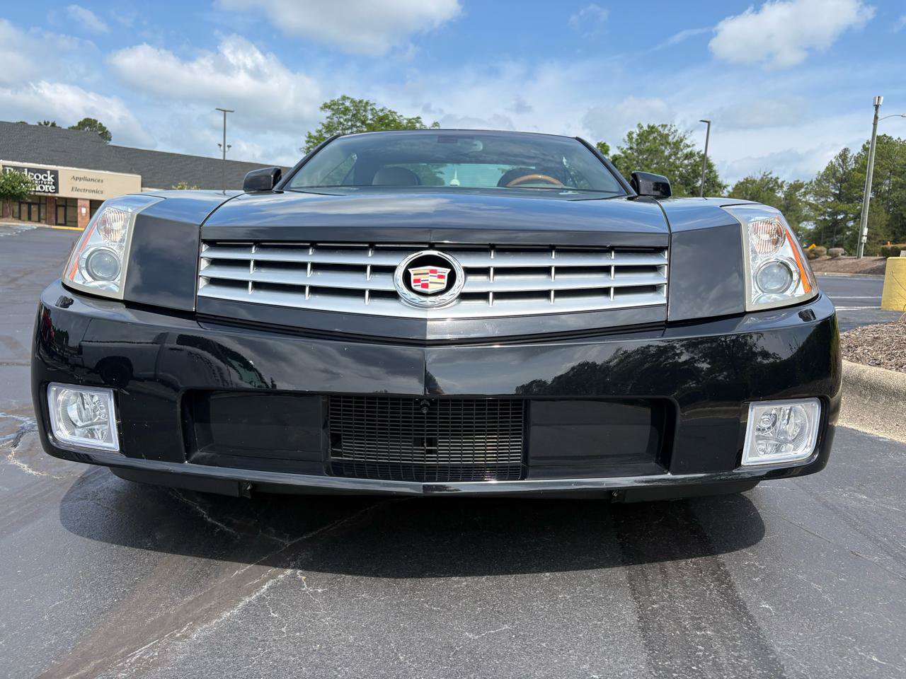 Used 2005 Cadillac XLR RWD image 36
