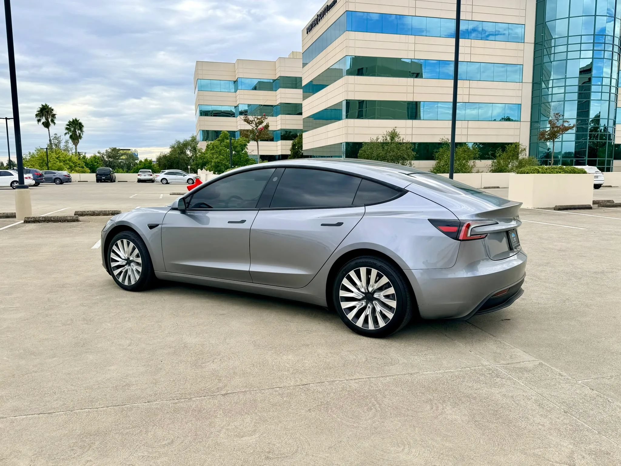 Used 2025 Tesla Model 3 Long Range RWD image 18