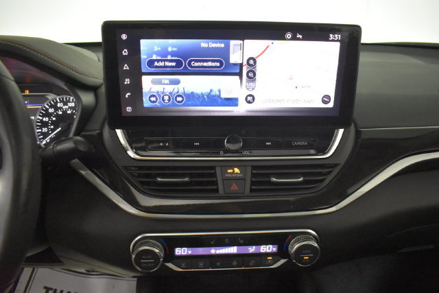 Certified 2024 Nissan Altima 2.0 SR FWD image 19