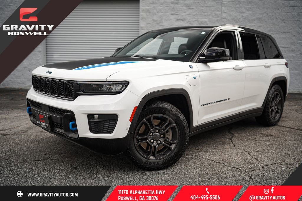 Used 2023 Jeep Grand Cherokee Trailhawk w/ Advanced Protech Group II