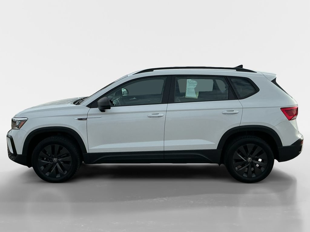 Used 2023 Volkswagen Taos S FWD image 2