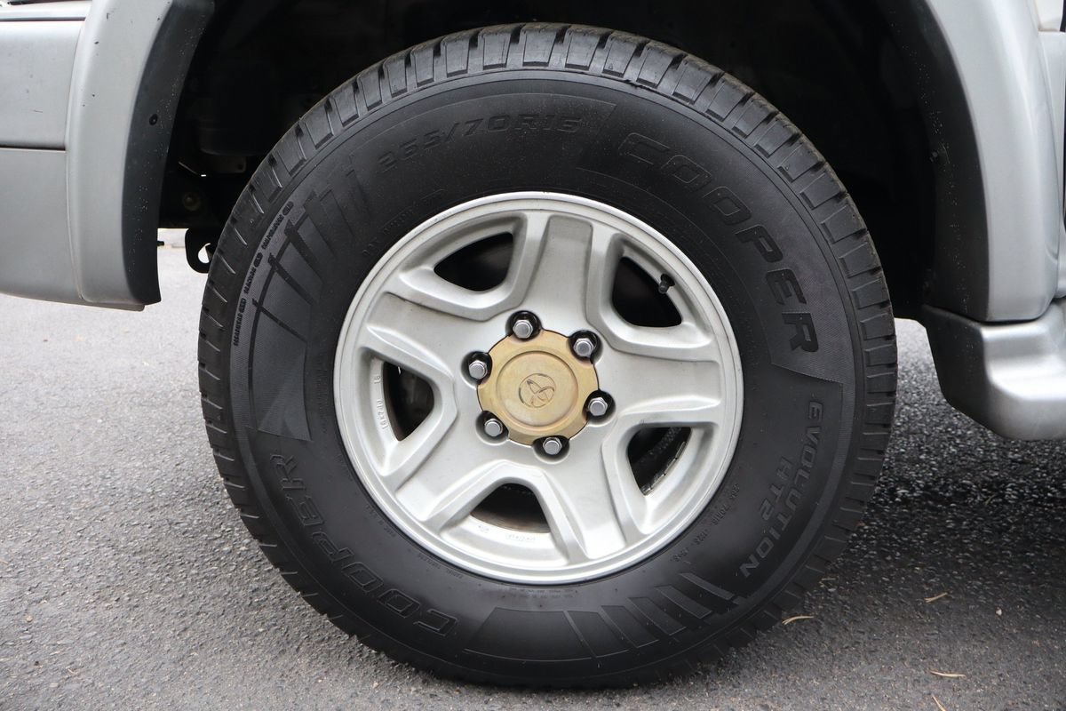 Used 2000 Toyota 4Runner Limited AWD/4WD image 38