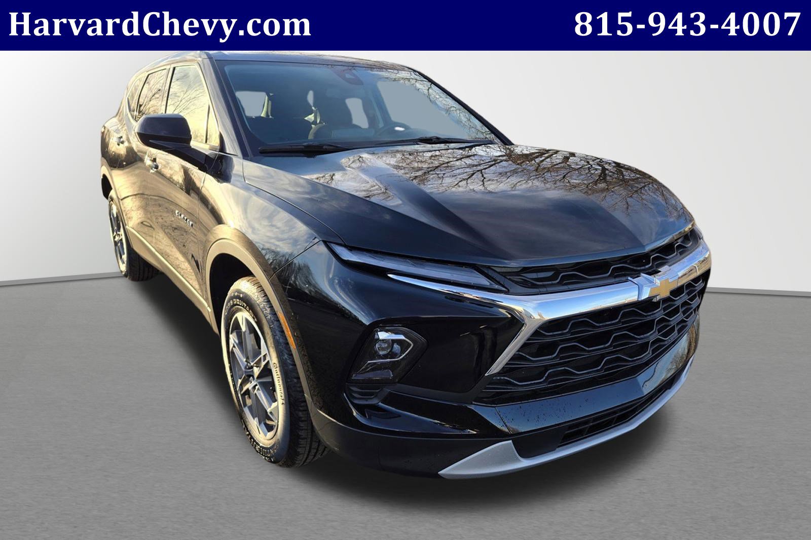 Used 2025 Chevrolet Blazer LT AWD/4WD image 1