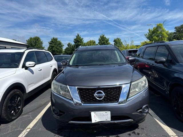 Used 2013 Nissan Pathfinder SV AWD/4WD image 6