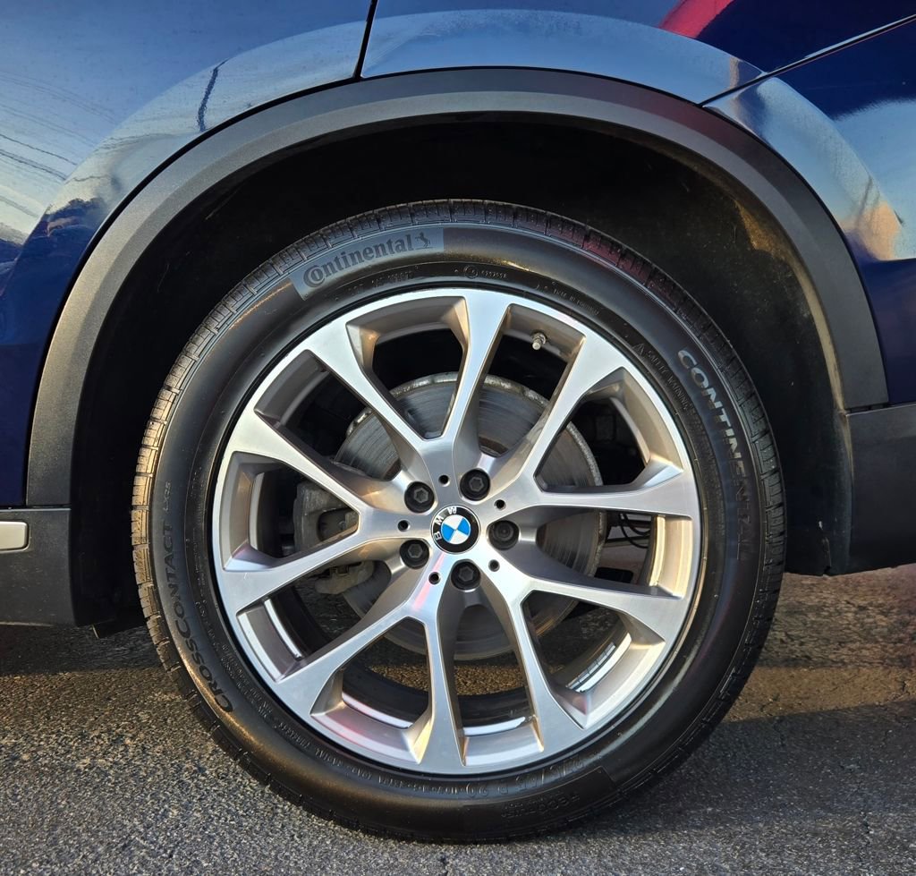 Used 2020 BMW X5 xDrive40i w/ Luxury Seating Package AWD/4WD image 8