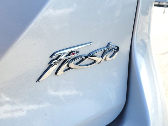 Used 2017 Ford Fiesta SE image 8