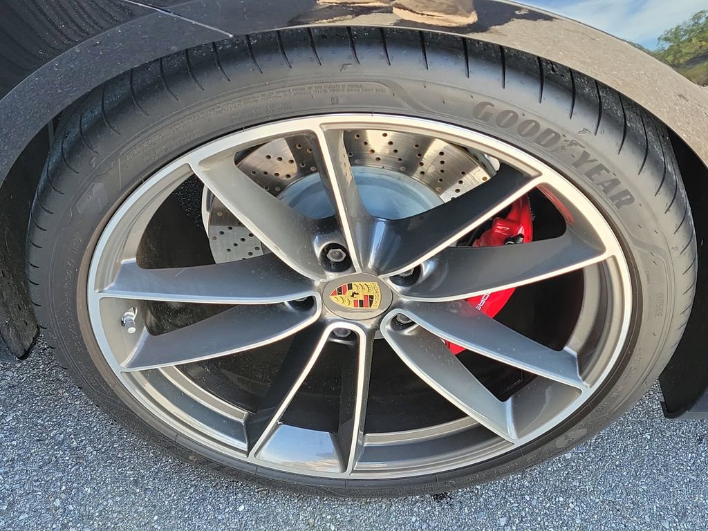 Certified 2022 Porsche 911 Targa 4S image 14