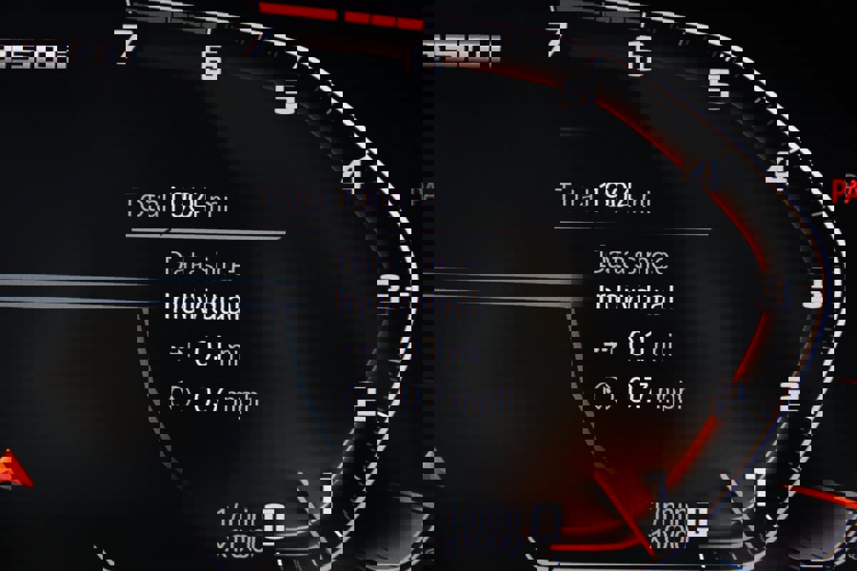 Used 2025 BMW M850i xDrive Coupe w/ M Sport Professional Package image 56