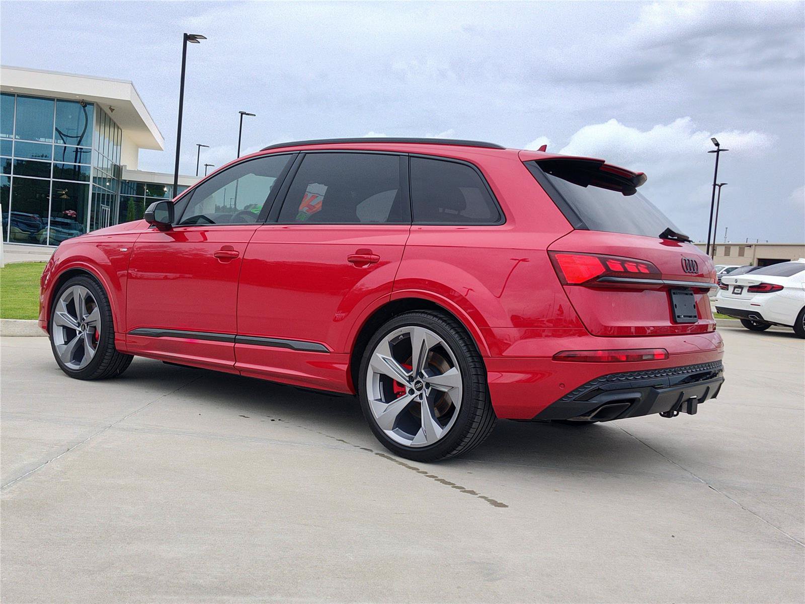 Used 2026 Audi Q7 3.0T Prestige AWD/4WD image 4