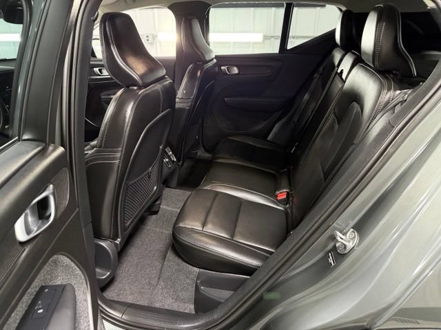 Used 2026 Volvo XC40 B5 Core AWD/4WD image 11