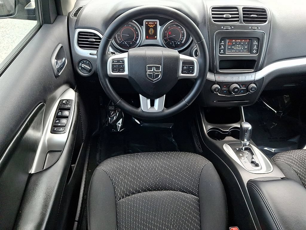 Used 2018 Dodge Journey SE w/ Popular Equipment Group FWD image 11