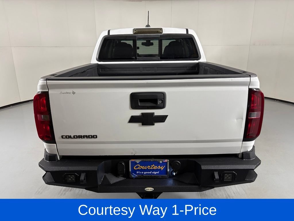 Used 2016 Chevrolet Colorado Z71 AWD/4WD image 9
