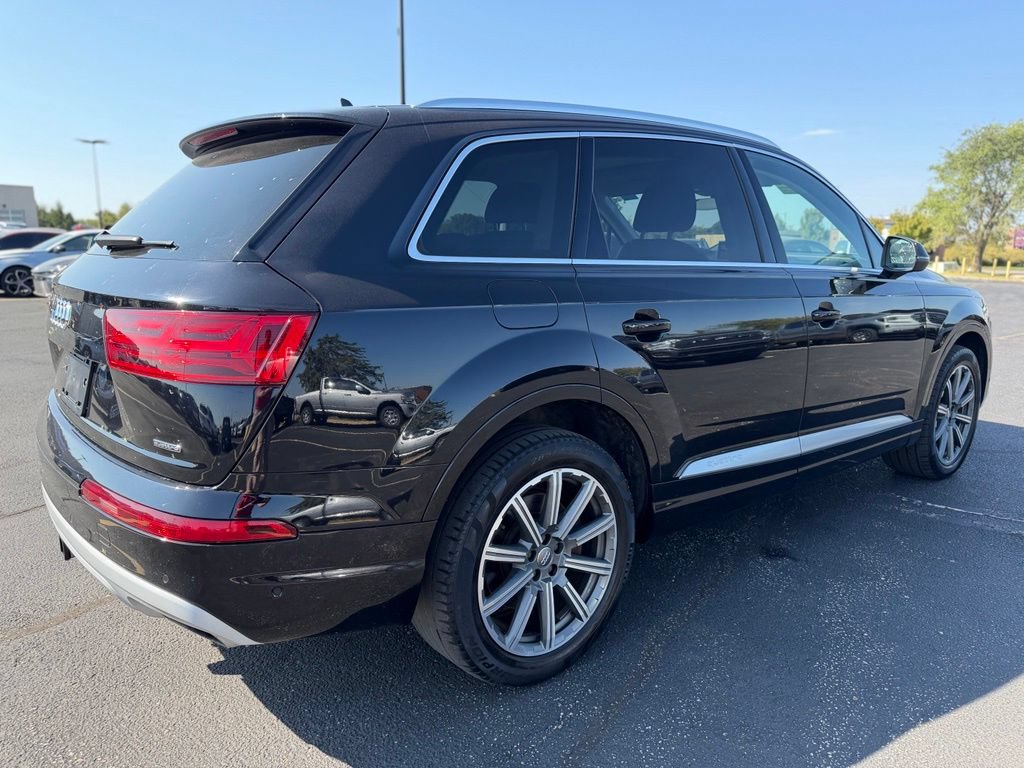 Used 2019 Audi Q7 3.0T Premium Plus w/ Premium Plus Package AWD/4WD image 7