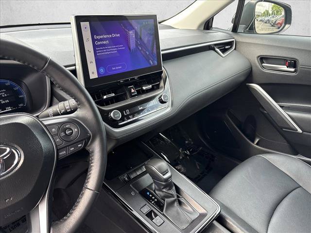 Certified 2026 Toyota Corolla Cross XLE FWD image 13