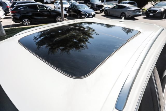 Used 2019 Audi Q8 Premium w/ Convenience Package AWD/4WD image 29