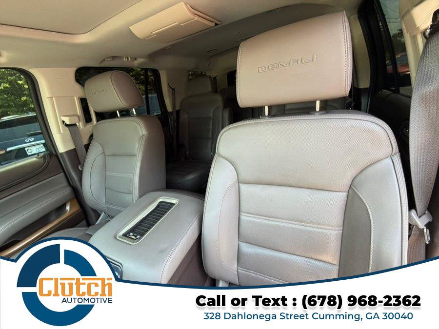 Used 2020 GMC Yukon Denali w/ Denali Premium Package AWD/4WD image 11