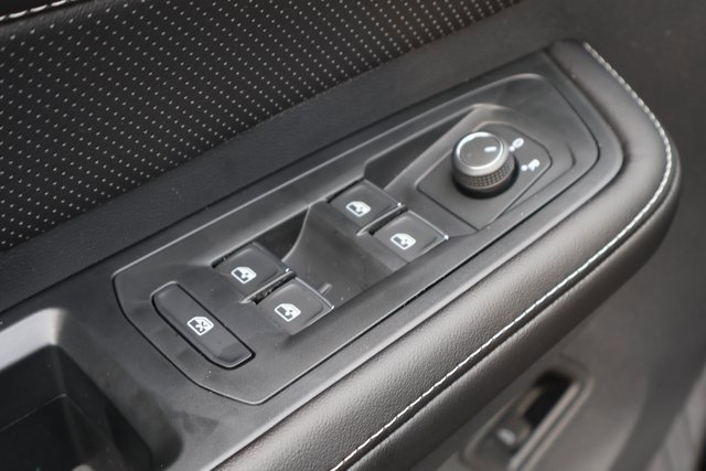 New 2026 Volkswagen Atlas Cross Sport SEL R-Line image 11