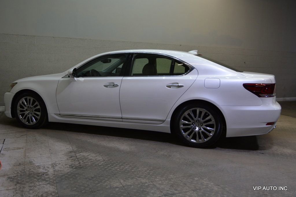 Used 2015 Lexus LS 460 w/ Comfort Package image 31