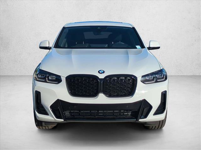 Certified 2025 BMW X4 xDrive30i w/ Premium Package AWD/4WD image 2