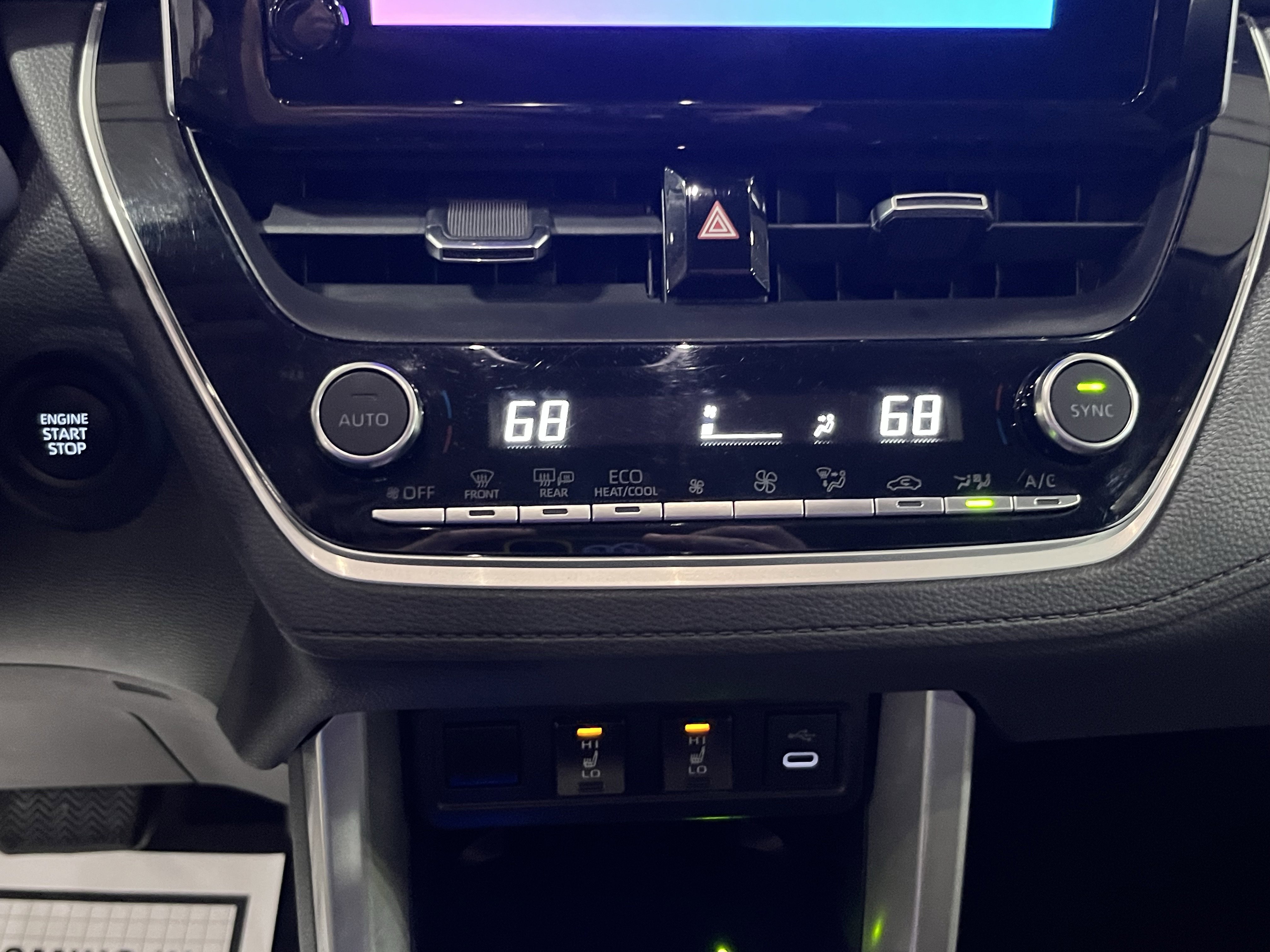 Used 2024 Toyota Corolla Cross XLE image 20