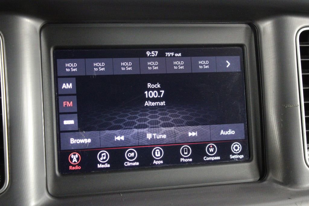 Used 2022 Dodge Charger SXT image 32