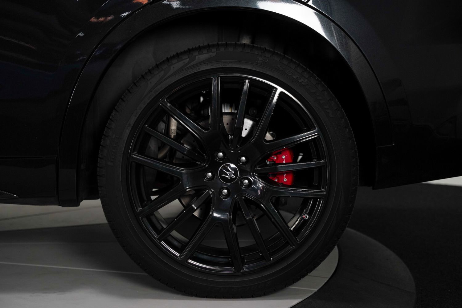 Used 2019 Maserati Levante Trofeo image 20