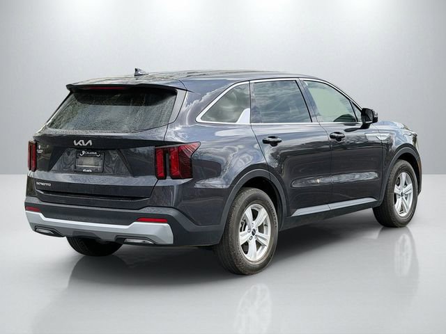 Certified 2025 Kia Sorento LX FWD image 4