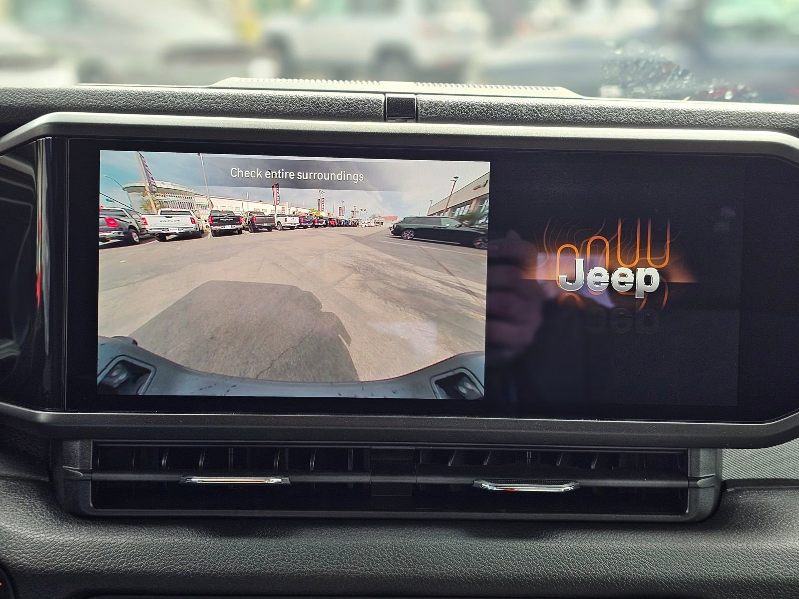 New 2026 Jeep Gladiator Sport image 10