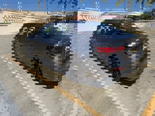 Used 2021 Nissan Sentra SR w/ SR Premium Package image 3