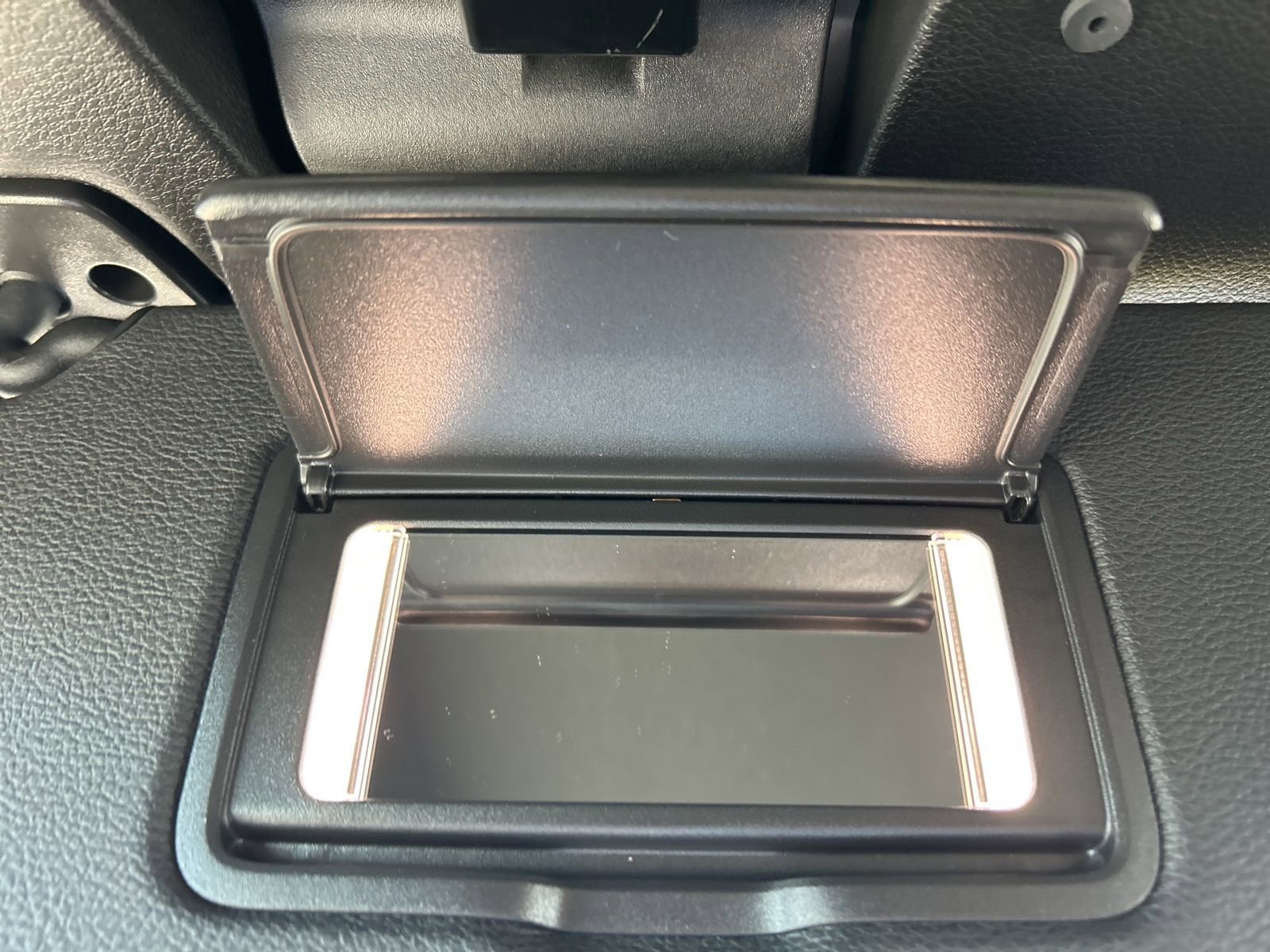 New 2026 Jeep Gladiator Mojave image 33