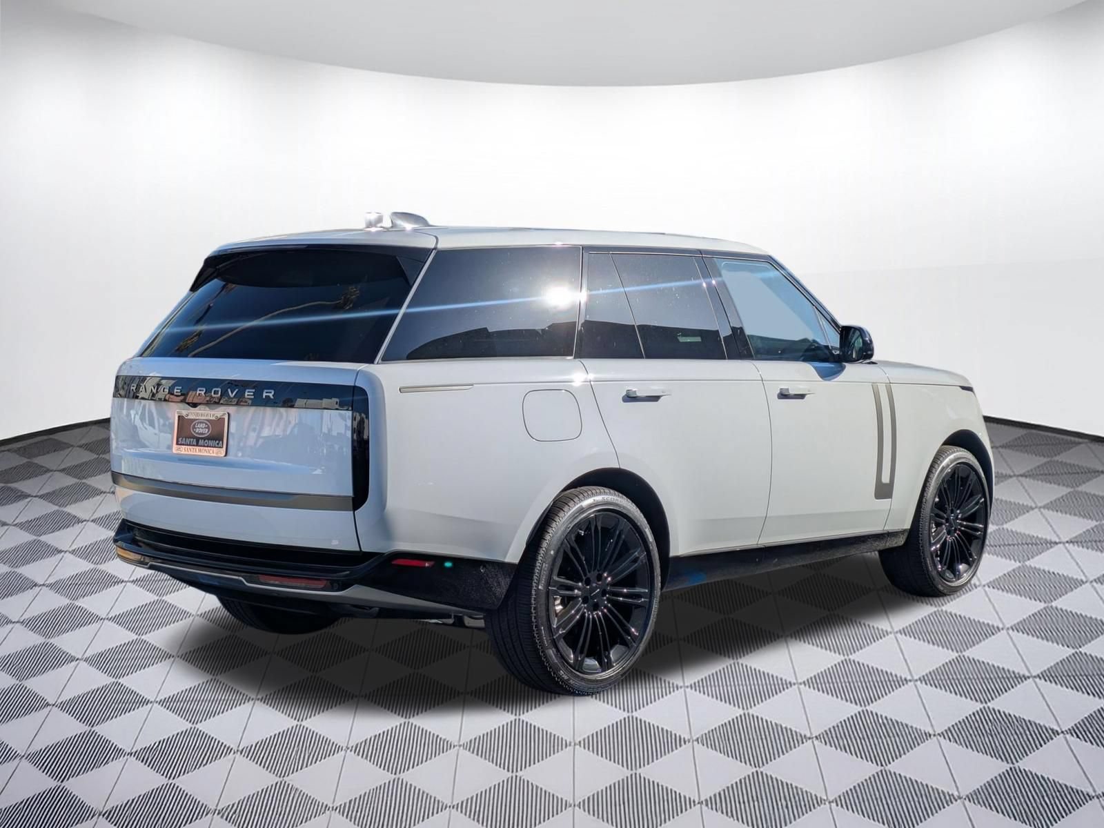 New 2026 Land Rover Range Rover SE AWD/4WD image 5