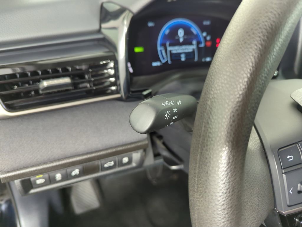 Used 2025 Toyota Camry LE FWD image 21