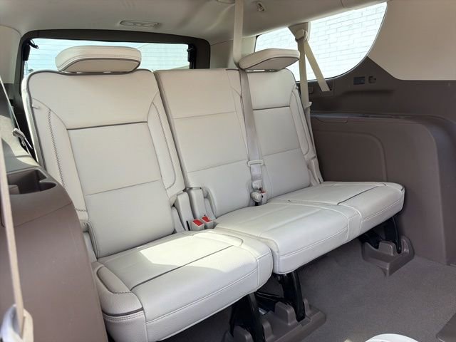 Used 2022 GMC Yukon XL Denali image 12