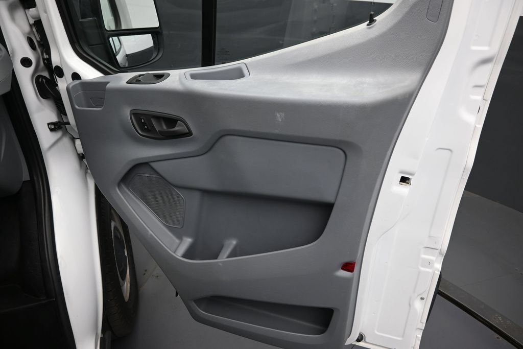 Used 2017 Ford Transit 150 130 Low Roof RWD image 29
